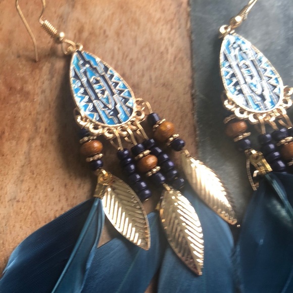 Fabulous Fashion - Picture 3 of 10